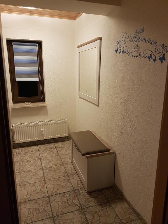 זאנגרהאוזן Ferienhaus Waldblick מראה חיצוני תמונה
